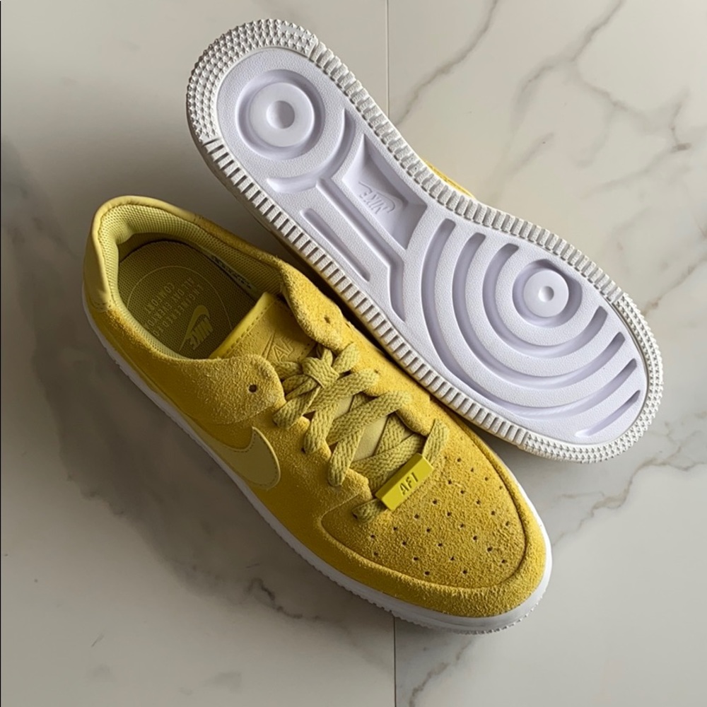 NWT Nike Air Force 1 sage - Picture 8 of 8